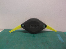 RYOBI 2-in-1 Pivoting Fixed Line & Bladed Head AC052N1