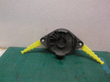 RYOBI 2-in-1 Pivoting Fixed Line & Bladed Head AC052N1