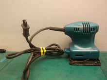 Makita BO4552 Finishing Finish Pad Sander 1/4 Sheet Bare Tool