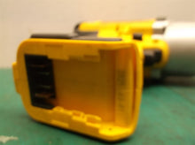 DEWALT DCF899 20V MAX XR Cordless Brushless 1/2" High Torque Impact Wrench dj311