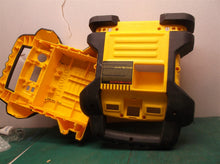 housing assembly off DEWALT DXAEJ14 Digital Portable Power Station Jump Starter
