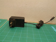 9 VDC 1000mA regulated switching power adapter