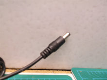 9 VDC 1000mA regulated switching power adapter