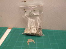 lot of 48 misc paper towel dispenser keys