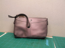 Simply Vera Wang Joyce Wristlet Purse Purple Lavender Ombré