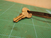 1-3/8" J236 Keyed Compartment Door Cam lock 00184