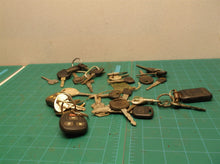 misc lot of automotive keys
