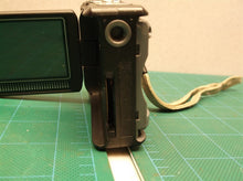 Vivitar DVR 550 5.2mp Handheld Recorder Camera *no battery or memory card*