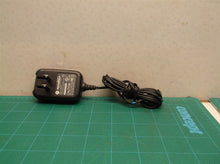 Motorola SPN5185B FMP5185B AC Power Supply Adapter Output 5V 0.15A 550mA