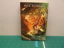 The Sea of Monsters [Percy Jackson and the Olympians, Book 2