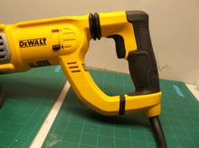 DEWALT 8.5-Amp 1-1/8-in Sds-plus Variable Speed Corded Rotary Hammer Drill with