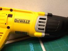 DEWALT 8.5-Amp 1-1/8-in Sds-plus Variable Speed Corded Rotary Hammer Drill with