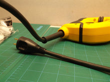 DEWALT 8.5-Amp 1-1/8-in Sds-plus Variable Speed Corded Rotary Hammer Drill with