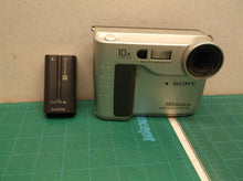Sony MVC FD75 floppy disk 3.5" Digital LCD screen Mavica zoom Camera (untested)