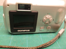 Olympus Camedia D-395 Compact Digital Camera w/ Memory Card 16mb (untested)