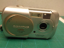 Olympus Camedia D-395 Compact Digital Camera w/ Memory Card 16mb (untested)