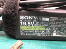 Genuine SONY VAIO 19.5V 3.3A 65W VGP-AC19V48 AC ADAPTER