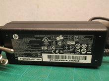 Genuine HP Laptop AC Adapter 677774-002 19.5v @ 3.33a 65w