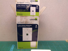 Midsize Single-Gang QUICKPORT™ Wallplate, 1-Port, White 5pk