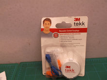 3M 90586H1-DC Tri-Flange 90586-00000 Ear Plugs, 25 Db Nrr, Multi-Flange