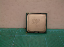 Intel Pentium E5400 SLGTK 2.7 GHz CPU processor de1