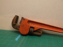 18" Drop Forged pipe wrench