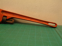 18" Drop Forged pipe wrench