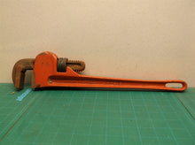 18" Drop Forged pipe wrench