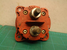 Blue Sea E Series on off Battery Switch missing nut and washer