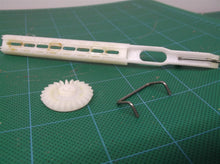 drive gears off of wahl model 0800-0430 animal hair detangler