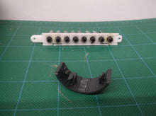 detangle head and screws off of wahl model 0800-0430 animal hair detangler