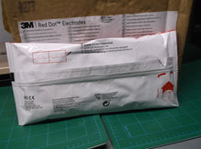 3M 2560 Red Dot Monitoring Electrode, 1.60" Width, 1.36" Length, Pack of 1000 ex