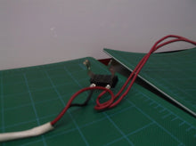 Battery connector Off A Ryobi PCL500 18 Volt Cordless Circular Saw