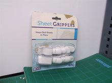 EVRI 4 pc. ELASTIC BED SHEET GRIPPERS WHITE NEW IN PACKAGE