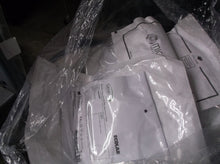 25 Ecolab 63630RT - BANDED BAG, W/RUBBERBAND & TAPE, 36"X30" 3-1-2026
