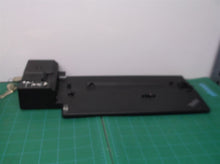 IBM Lenovo ThinkPad Ultra Docking Station Type 40AJ with Keys or power supply un