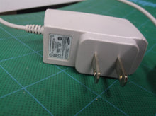 Genuine Samsung ATADS10JSE Cell Phone AC Wall Charger