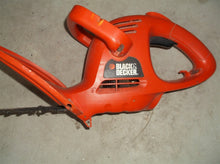 Black & Decker TR1700 Type1 17" (431MM) Hedge Trimmer 120 V