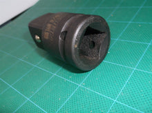 Neiko Tools 3/4 Inch F x 1 Inch M Air Impact Adapter Reducer 30238A