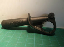 039803001034 Assy Auxiliary Handle Off of A Ryobi D620H Hammer Drill