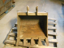 24" Good Used Bucket Marked PN: MNHD24 Model: 353 Werk Brau Gehl