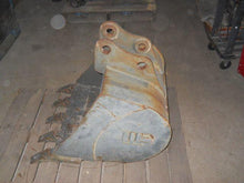 24" Yanmar VIO27 New Old Stock Bucket Marked VIO27 & Gehl MN: 353 Werk Brau